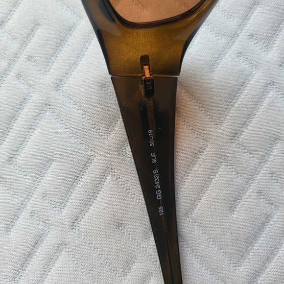 Gucci Brown Sunglasses with Case main image 6